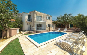 Awesome Home In Kastel Gomilica